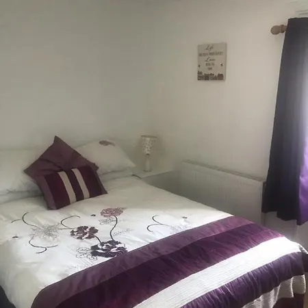 Bed & Breakfast Butlers *