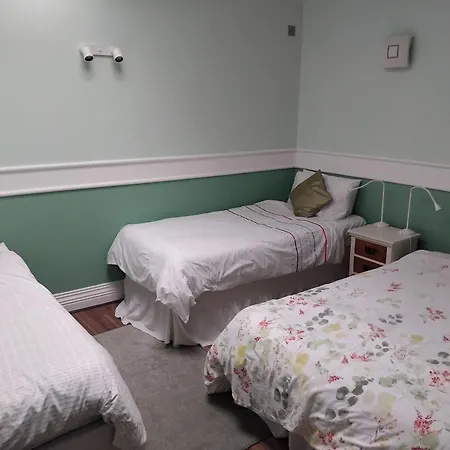 Bed & Breakfast Butlers *