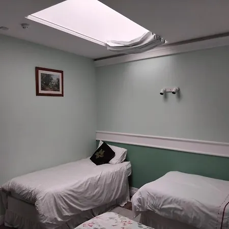 Butlers Bed & Breakfast Broadway